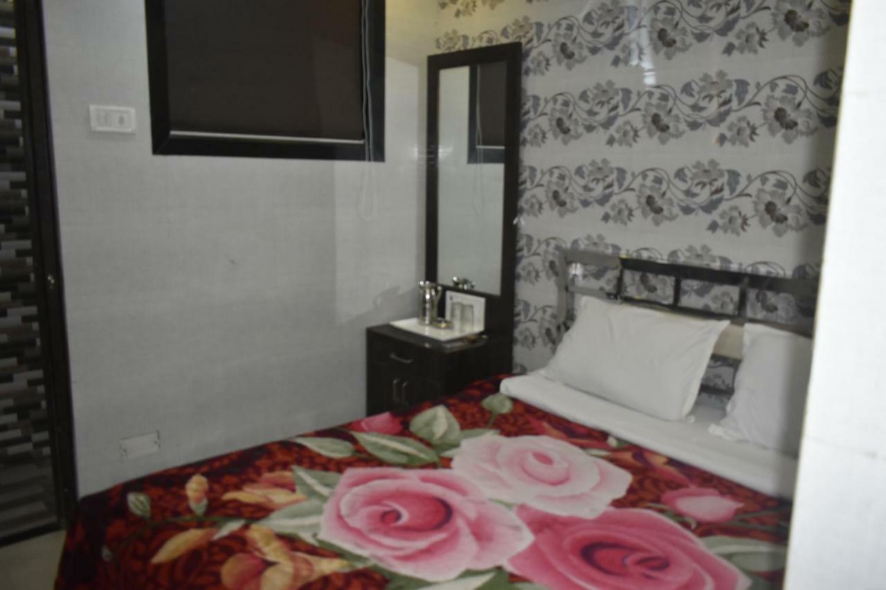 Hotel National Mumbai Luaran gambar